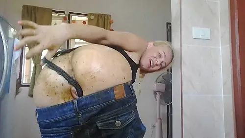 MissAnja – Stinky Diarrhea Filled American Eagle Short Jeans JOI 2018