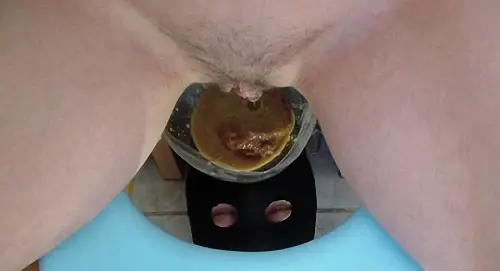 Alina pooping in mouth of a toilet slave with shit