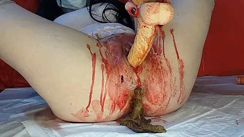 AnnaCoprofield – Shit and Blood Vol 4 – Part 1