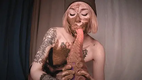 Dirty riding on SHITTY BADASS TENTACLE