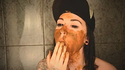 DirtyBetty – French Kiss With Shit