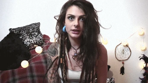 DreadHot – Hairy Pussy Pee and Squirt for you