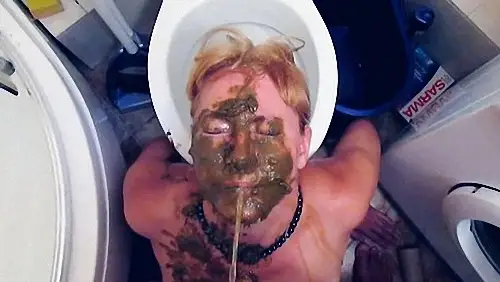 Elecebra shit smeared