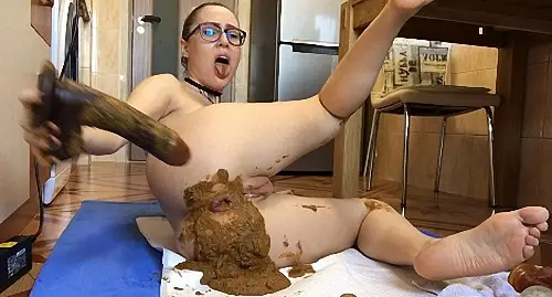 EllaGilbert – Skype date 4