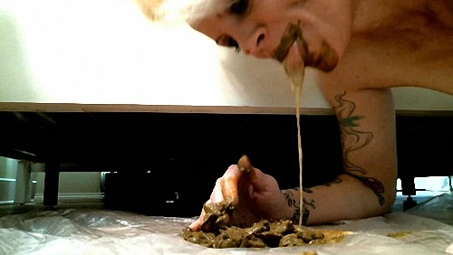 Juicy Julia – Shit Facial Vomit