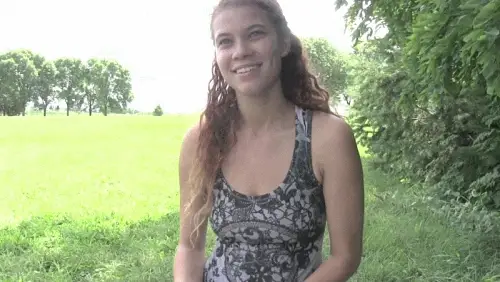 MyStacySweet – Gotta Go Pee PublicOutdoors