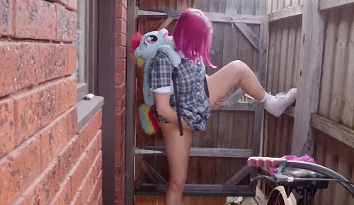 Ramona – Too Hot