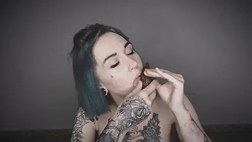 DirtyBetty Really Dirty Girl with SHIT