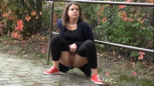 $neaky Pee