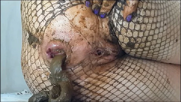 AnnaCoprofield – Anal rosebud