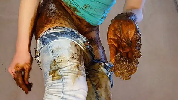 AnnaCoprofield – Jeans and Smearing women scat videos, 2019