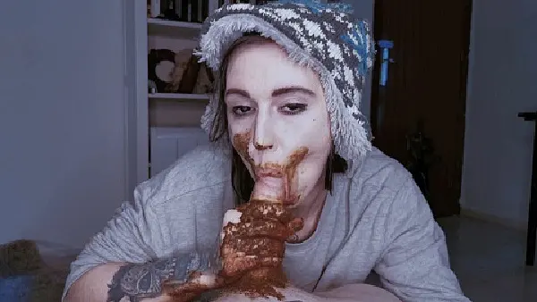 DirtyBetty – Amateur crazy family scat sex and blowjob