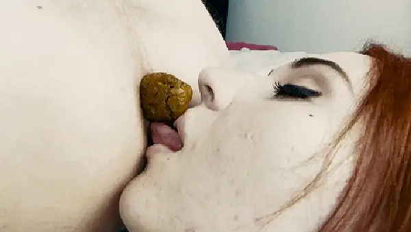DirtyBetty – Honey I farting from your meal