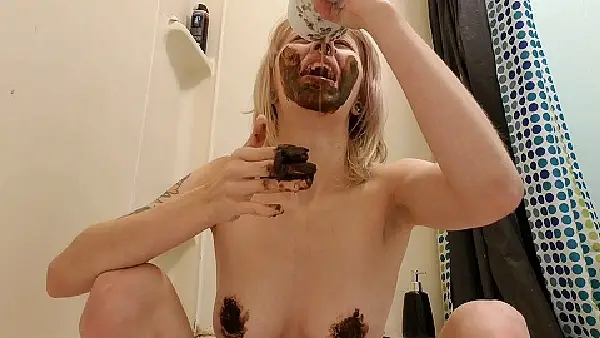 Xxecstacy – Shitty Anal Play and Piss with Poop Cocktail