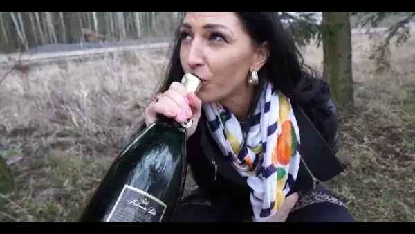 Nella – Beautiful drunk girl pissing