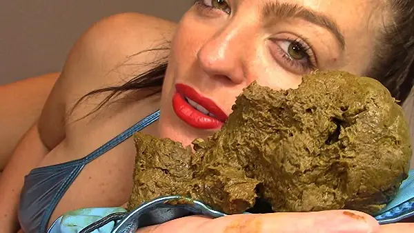 Evamarie88 – Hungry For Mommys Panty Shit