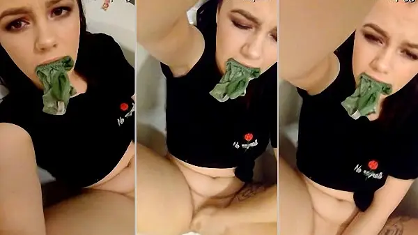 Pee Panties while Cumming
