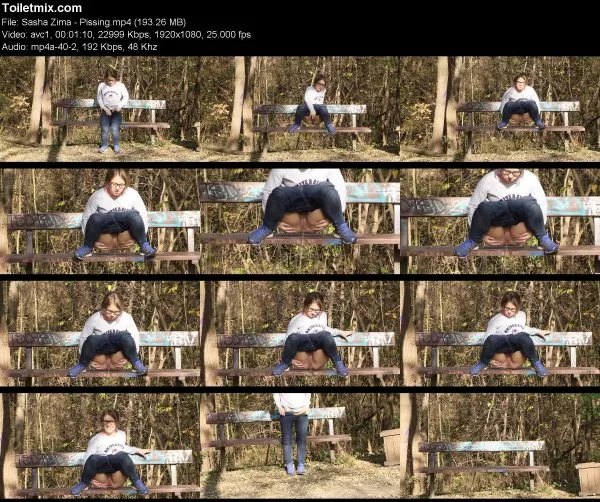 Sasha Zima – Pissing pissing in public, HD 2020