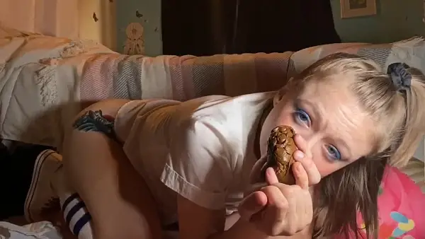 sexandcandy18 – Caught smoking pot
