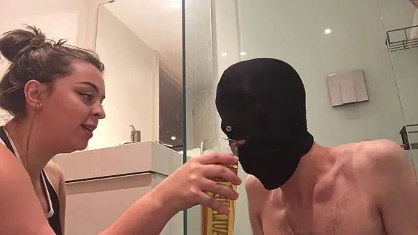 GoddessAllie – 1 Week Of Urine