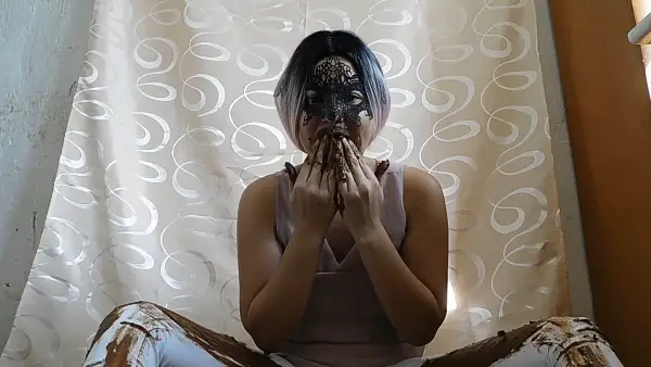 miss Di – Hungry in shit