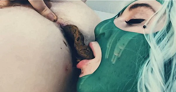 Scat Eat And Shit Sucking By Top Babe Betty The Green Mask