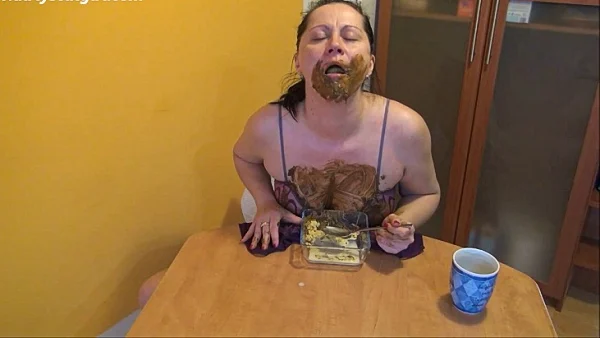 DirtyScatGirl – Dirty Biscuits women scat videos, 2020