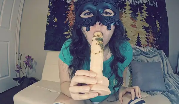LoveRachelle2 – Panty Poop – Suck Off Shitty Cock