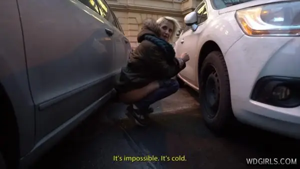 Kristina – Drunk girl pissing