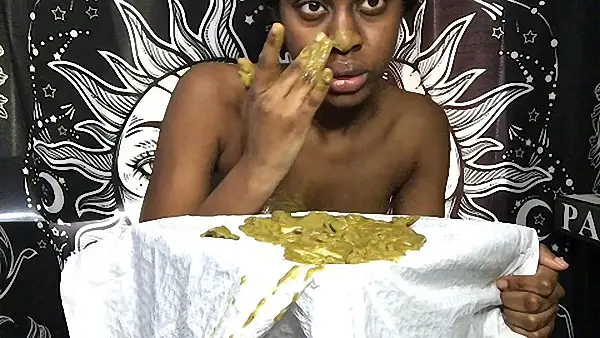 CutieSyren – Stink Sniffer