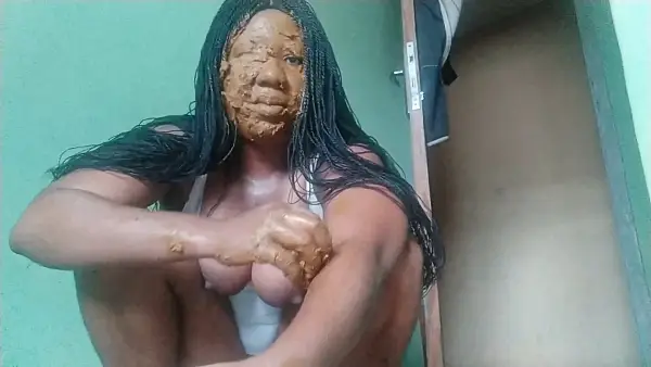 Ebony Princess – I LOVE my SHIT