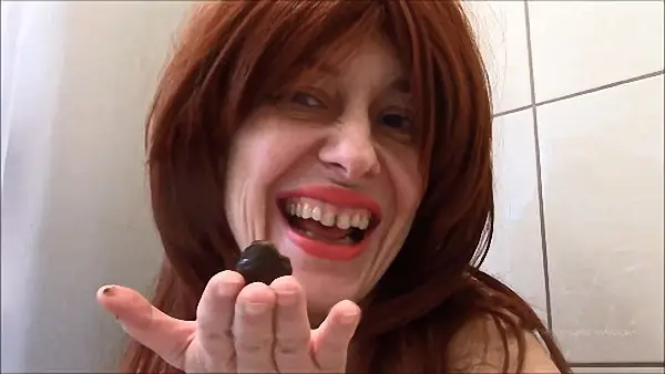 PrincessMonica – Pee – Pooping for scat slave