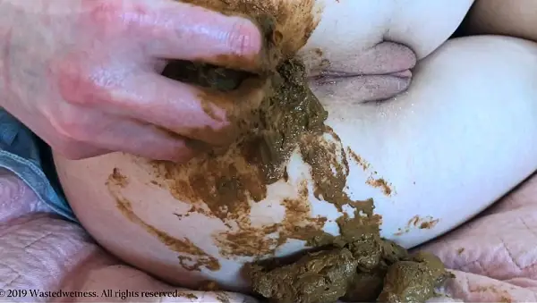 Wastedwetness – Squirting Shitty Solo