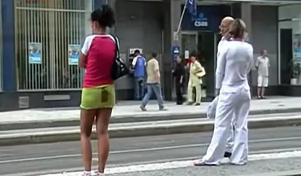 Sharka Walking 07