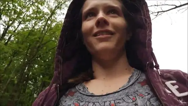 Candie Cane – Public Park Peeing Adventure