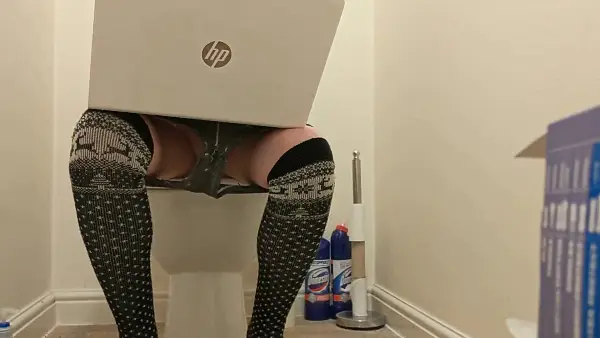 PooGirlSofia – Shitting whilst watching shitting sex porn Videos