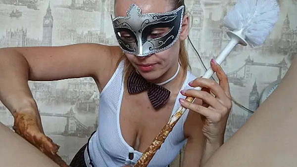 Brown wife – Dirty maid