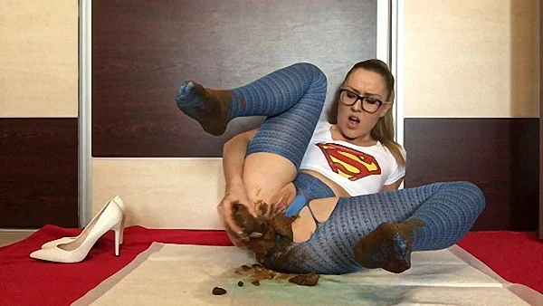 EllaGilbert – Drunk and full of shit