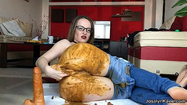 JosslynKane – Diarrhea in jeans