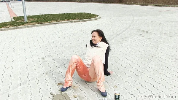 Peach pants – Ally Stylee