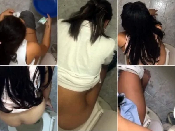 Bio toilet cabin in the park 24, 25, 26, 27 Amateur Pee Voyeur