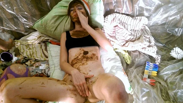 Amazing Scat Threesome Part 3