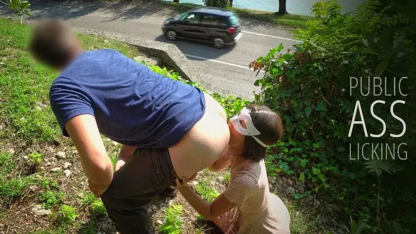 Bruce – Morgan – Public Ass Licking