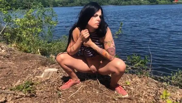 SweetLuna – Mein erstes Natursektvideo