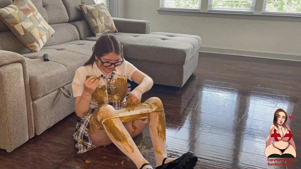 GingerCris – School Day Disaster