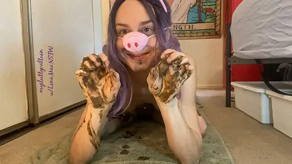 Mysluttyeviltwin – ScatPiggy Loves Dirty Anal – Scat-Eating – Smearing