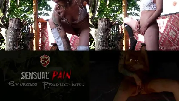 Abigail Dupree – Piss outdoors and a butt shake