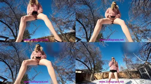 SofiaGrace – Blue Sky and Peeing