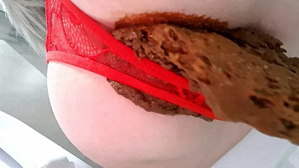 Thefartbabes – Push Bikini Huge Shit