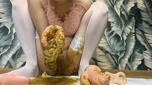 p00girl – Diarrhea in panties double toy fisting